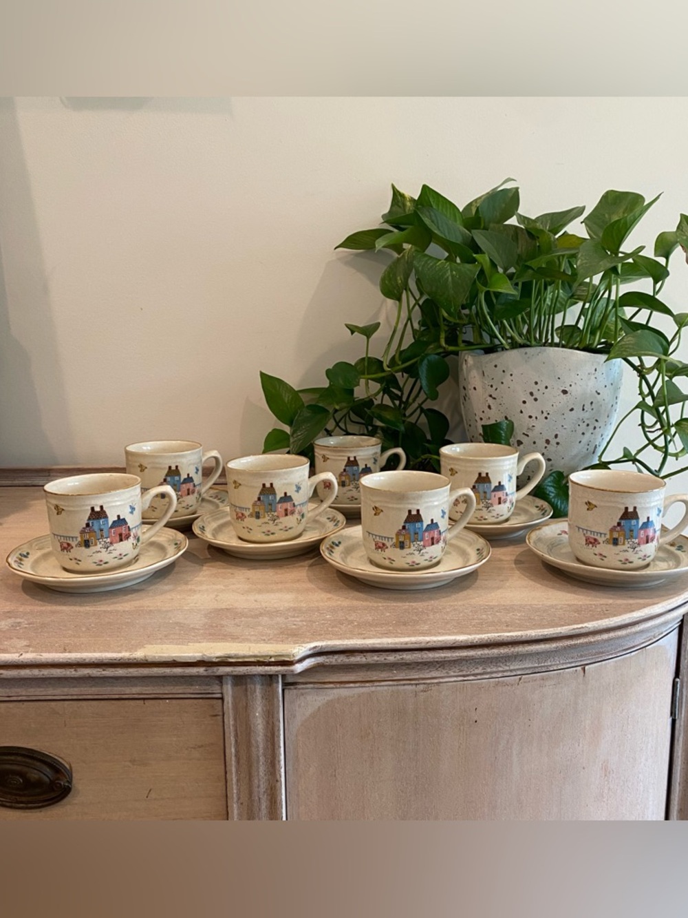 International Heartland Tea Cup and Saucer Set